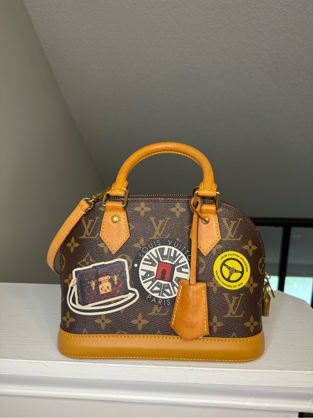 Limited Edition World Tour Louis Vuitton Monogram Alma BB - Picture 1 of 9